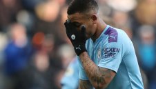 Сити се издъни срещу "свраките" и май загуби всякакви шансове за защита на титлата