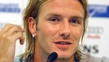 Бекъм: Взимаме Мондиала заради Оуен