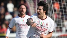 Милан стартира победно годината и се доближи до Наполи