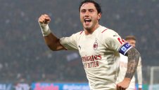 Удар за Милан! Капитанът аут до 2023 г.