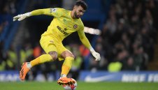 10 милиона разделят Арсенал от вратаря на Пчеличките