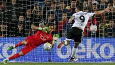 Барса без Браво в каталунското дерби