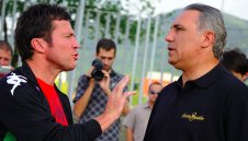 От късане на мрежи! Стоичков останал без нокти на краката