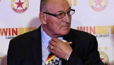 Чичо Митко: Днес Левски игра за Лудогорец