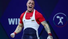 Феноменално! Карлос Насар спечели европейската титла със световен рекорд + ВИДЕО