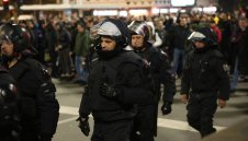 Хиляди протестират срещу Боби и БФС в центъра на София + ВИДЕО И СНИМКИ