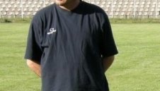 Алекси Желязков пое временно Амкар