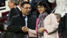 Шефовете на Валенсия са фенове на Барса в борбата за титлата