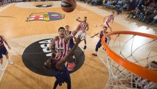 Везенков с 2 точки срещу Барса