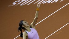 Ема Радукану с четвърти треньор за година