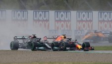 Страхотно състезание! Макс триумфира в екшъна на „Имола”