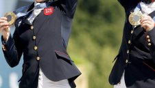 Япония води по златни медали в Париж