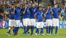 Италия с антирекорд на дузпи