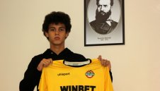 Официално: Национал на България подписа с Ботев Пловдив