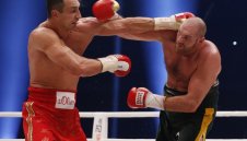 Тайсън и Кличко ще се бият в Манчестър на 9 юли