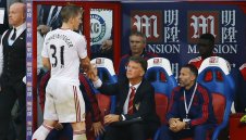 Швайни: Бъдете търпеливи с ван Гаал