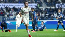 Милан потрепери в решен мач, но пречупи Аталанта