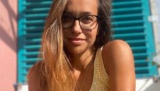 Плейбоят на Формула 1 замени манекенка със секси журналистка + СНИМКИ