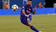 В Испания тръбят: Меси напуска Барса без пари + СНИМКА