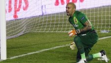 Леванте мушна три гола във вратата на Ники Михайлов