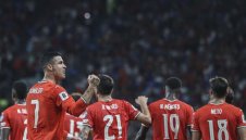 Роналдо не мисли за пенсия, иска да забие 1000