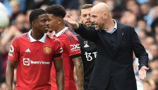 Тен Хаг: Получаваме много картони