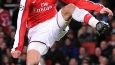 Рууд Гулит: Ван Перси може да бъде звездата на Мондиала