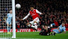 Късметлии! Арсенал измъкна 1:0 срещу Лийдс