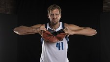 Легендата Новицки пропуска старта на сезона