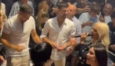 Гришо и Ноле купонясваха до ранни зори с Камелия + ВИДЕО