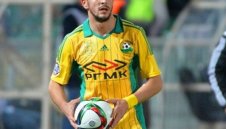 Руснаци бият шута на роден национал