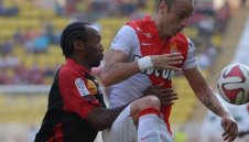 Бербо аут за Монако срещу Евиан