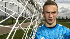 Ливърпул си хареса 15-годишен суперталант от Аякс