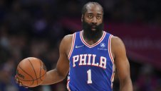 Брадата се контузи, ще отсъства около месец