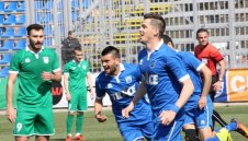 Верея удари новака Етър, бивши "сини" нападатели с голове