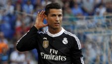 Роналдо крещи: Карате ме да изглеждам глупаво