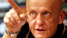 Заради ВАР? Колина хвърли оставка