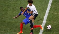 Звезда на Шалке близо до "Етихад"