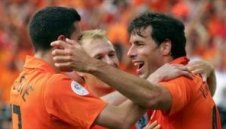 Холандия се класира напред след победа над Кот д&#039;Ивоар