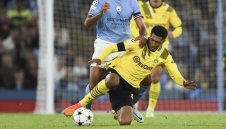 Челси чупи касата за цел на Ливърпул и Юнайтед