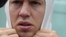 Фетел най-бърз в първия ден на Херес