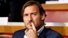 Легендата се завръща: Канят Тоти на работа в Рома