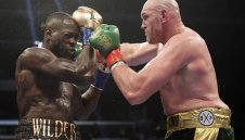 Голяма вечер за Циганския крал: Фюри детронира бомбардировача Уайлдър и отново е световен шампион!