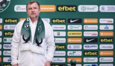 Върба обеща различен Лудогорец утре