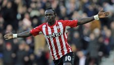 Саутхемптън не пуска Мане в Юнайтед