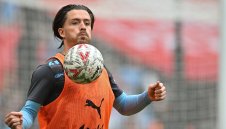 Ман Сити пуска бивш национал на безценица