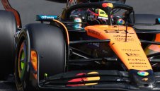 Пиастри отнесе Макс и Ландо за полпозицията за спринта