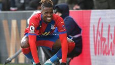 Символът на Кристъл Палас отива в Турция