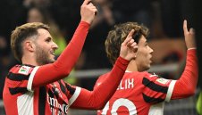 Жоао Феликс дебютира с гол, Милан на полуфинал
