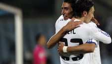 Йозил и Ди Мария искат в Реал